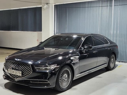 2020 Genesis G90