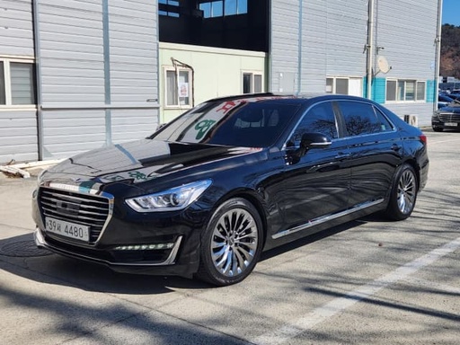 2017 Genesis EQ900