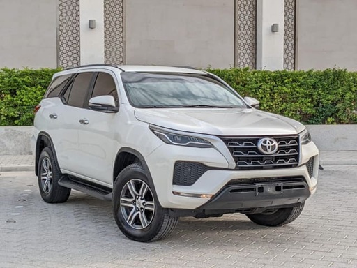 2021 TOYOTA Fortuner