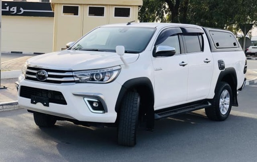 2017 TOYOTA Hilux