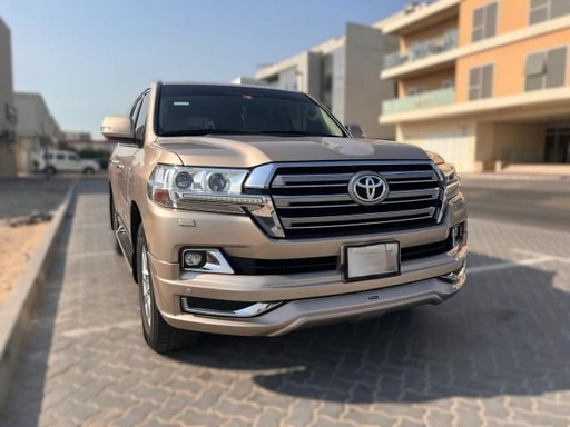2017 TOYOTA Land Cruiser