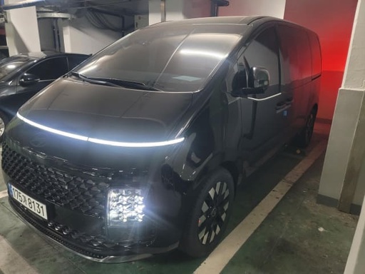 2025 HYUNDAI Staria
