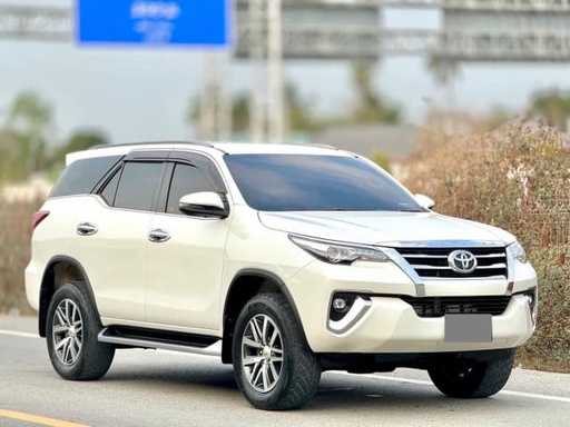 2019 TOYOTA Fortuner, 