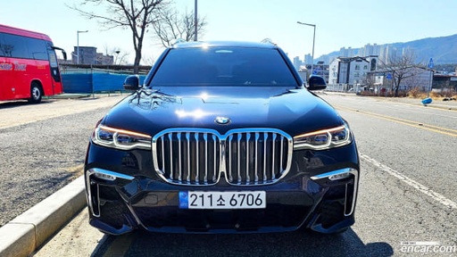 2022 BMW X7