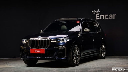 2022 BMW X7