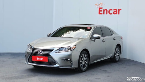 2017 LEXUS ES