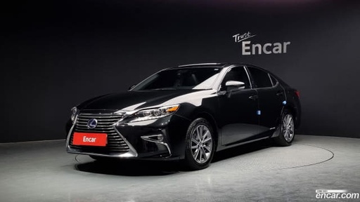2018 LEXUS ES
