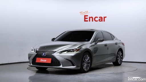 2020 LEXUS ES