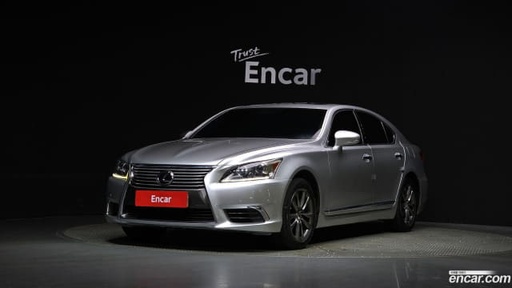 2017 LEXUS LS