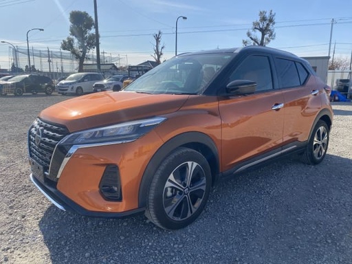 2021 NISSAN KICKS