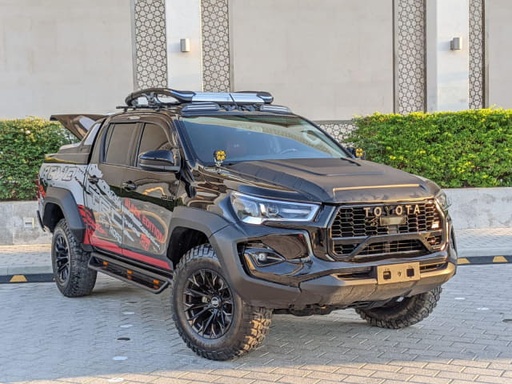 2020 TOYOTA Hilux