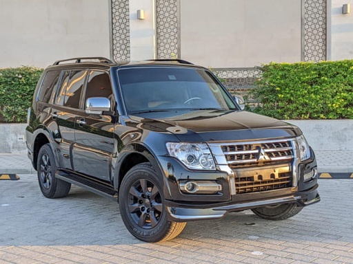 2017 MITSUBISHI Pajero, 