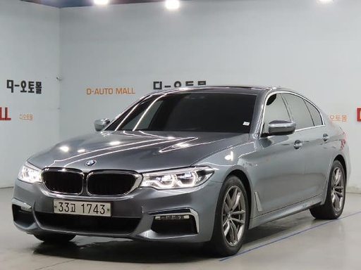2018 BMW 5 Series, 