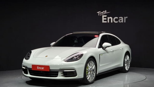 2018 Porsche Panamera
