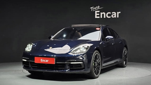 2018 Porsche Panamera