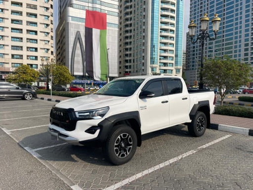 2022 TOYOTA Hilux