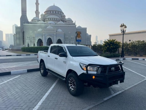 2021 TOYOTA Hilux