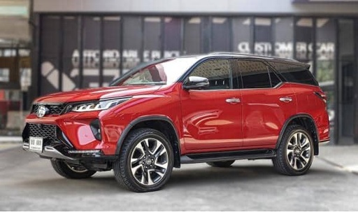 2022 TOYOTA Fortuner