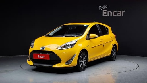 2018 TOYOTA Prius