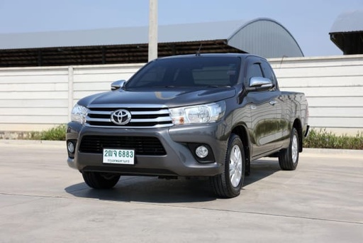 2017 TOYOTA Hilux