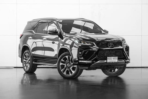 2023 TOYOTA Fortuner