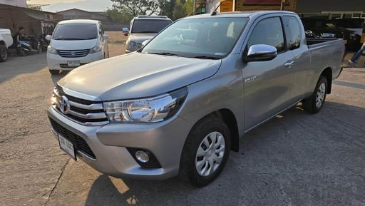 2017 TOYOTA Hilux, 