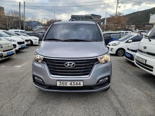 2018 HYUNDAI Grand Starex