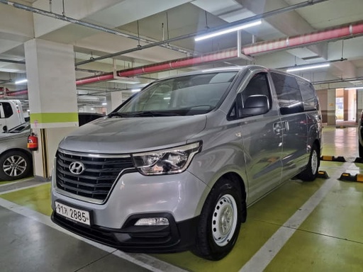 2021 HYUNDAI Grand Starex