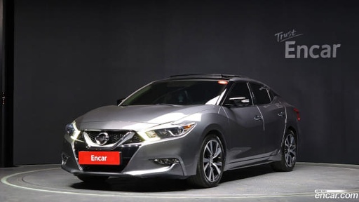 2017 NISSAN Maxima
