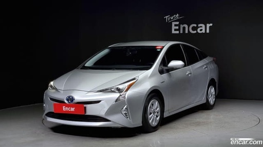 2018 TOYOTA Prius
