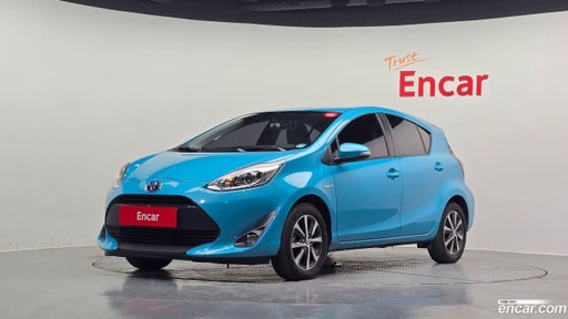 2019 TOYOTA Prius
