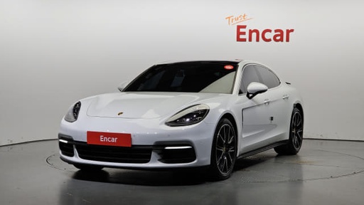 2018 Porsche Panamera