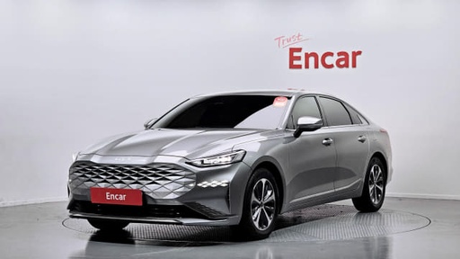 2022 KIA K8