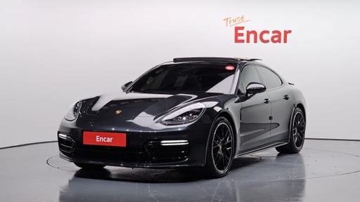 2018 Porsche Panamera
