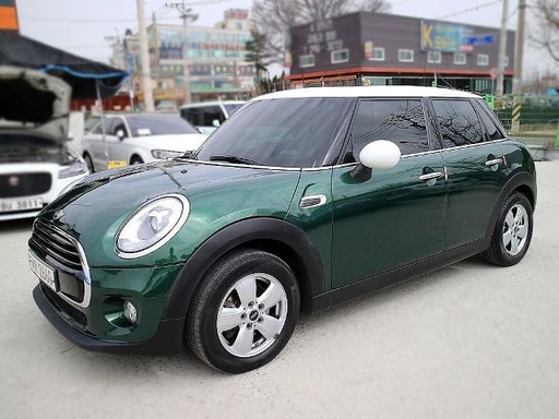 2017 Mini Cooper, 