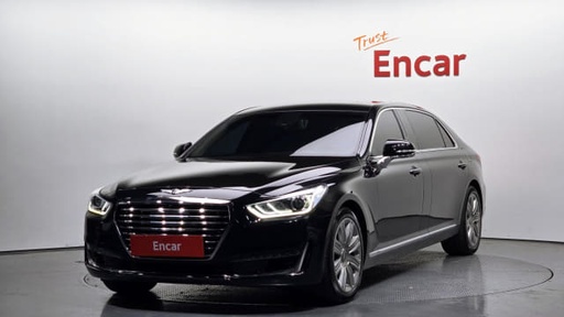 2018 Genesis EQ900