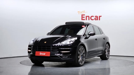 2018 Porsche MACAN