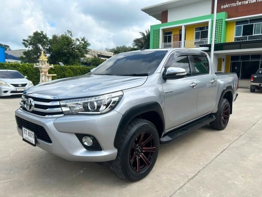 2017 TOYOTA Hilux