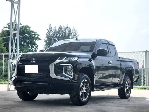 2022 MITSUBISHI Triton