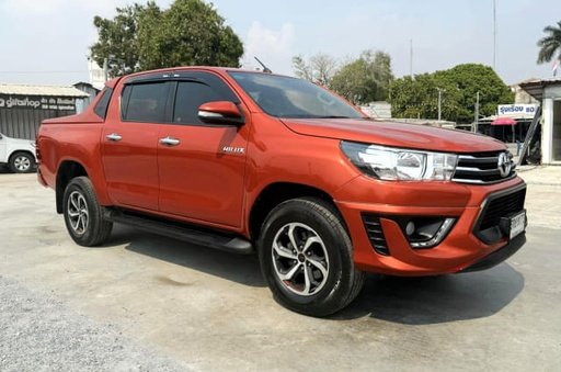 2017 TOYOTA Hilux, 