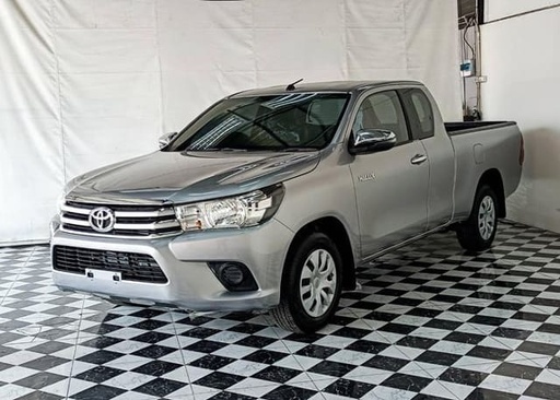 2018 TOYOTA Hilux