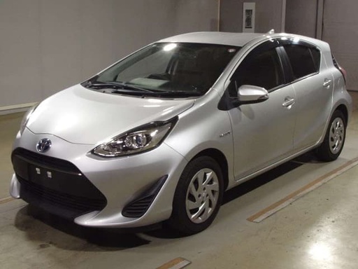 2018 TOYOTA Aqua
