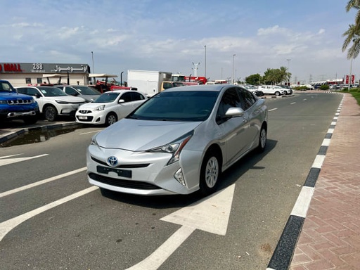 2018 TOYOTA Prius