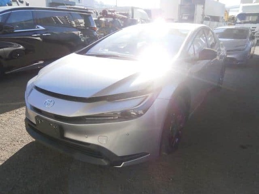 2024 TOYOTA Prius