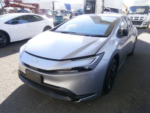 2024 TOYOTA Prius, 