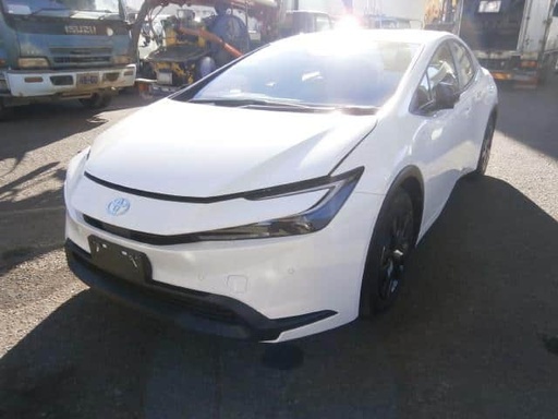 2024 TOYOTA Prius