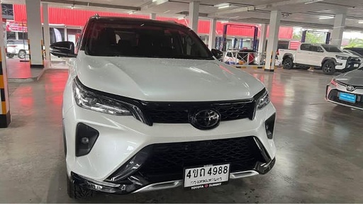 2023 TOYOTA Fortuner