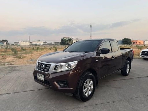 2017 NISSAN Navara