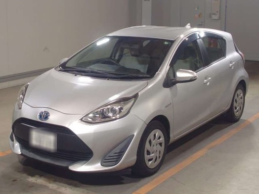 2017 TOYOTA Aqua