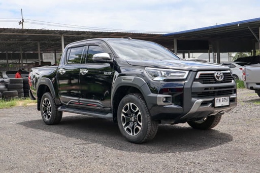 2022 TOYOTA Hilux